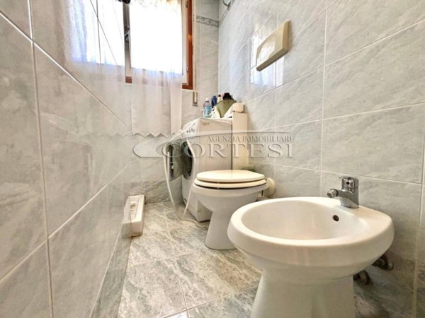 appartamento in vendita a Fano in zona Marotta