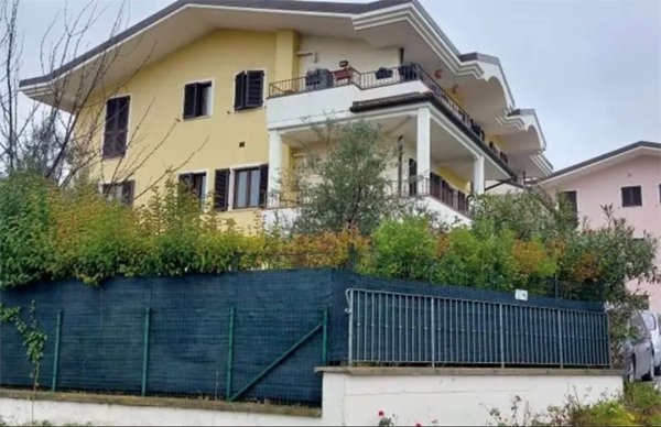 appartamento in vendita a Fano in zona Caminate