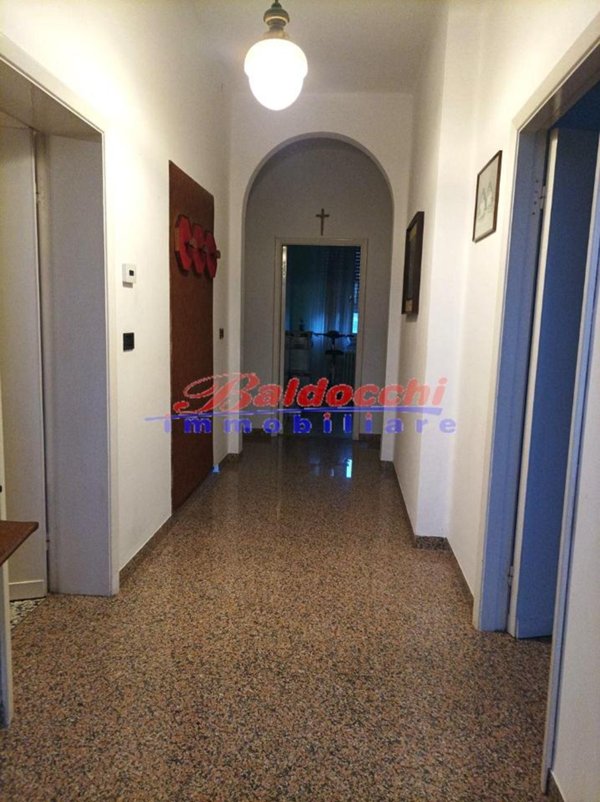 casa indipendente in vendita a Fano