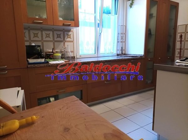 casa indipendente in vendita a Fano in zona Rosciano