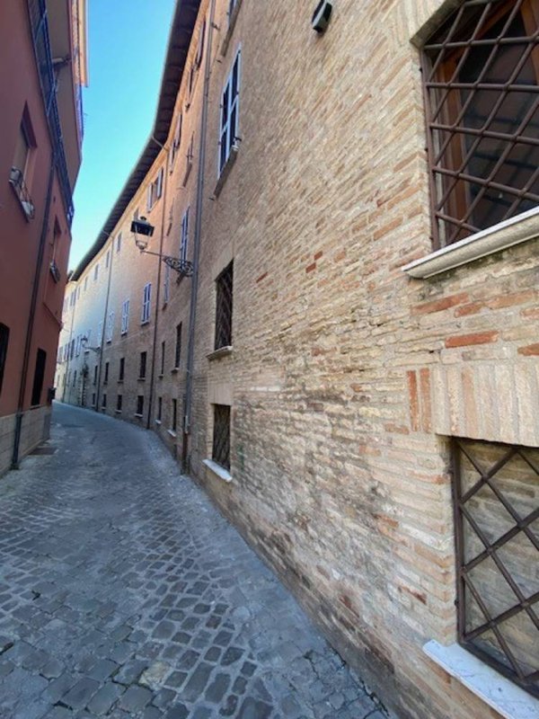ufficio in vendita a Fano