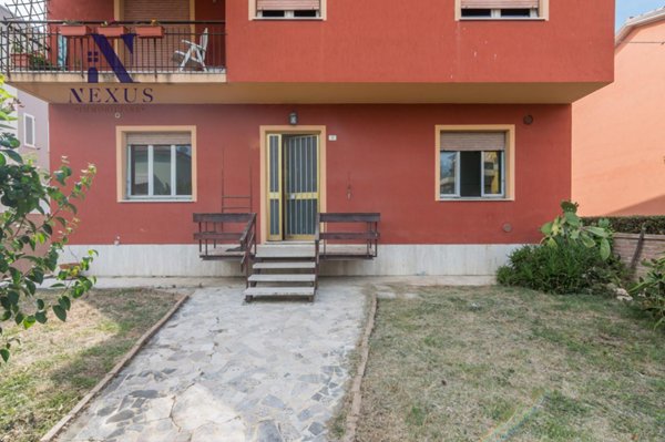 casa indipendente in vendita a Fano