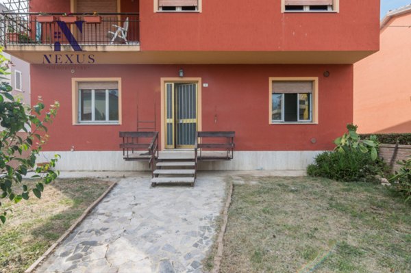 casa indipendente in vendita a Fano