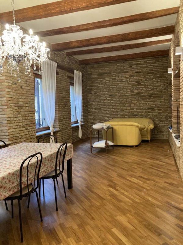 casa indipendente in vendita a Fano