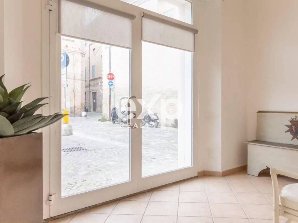ufficio in vendita a Fano