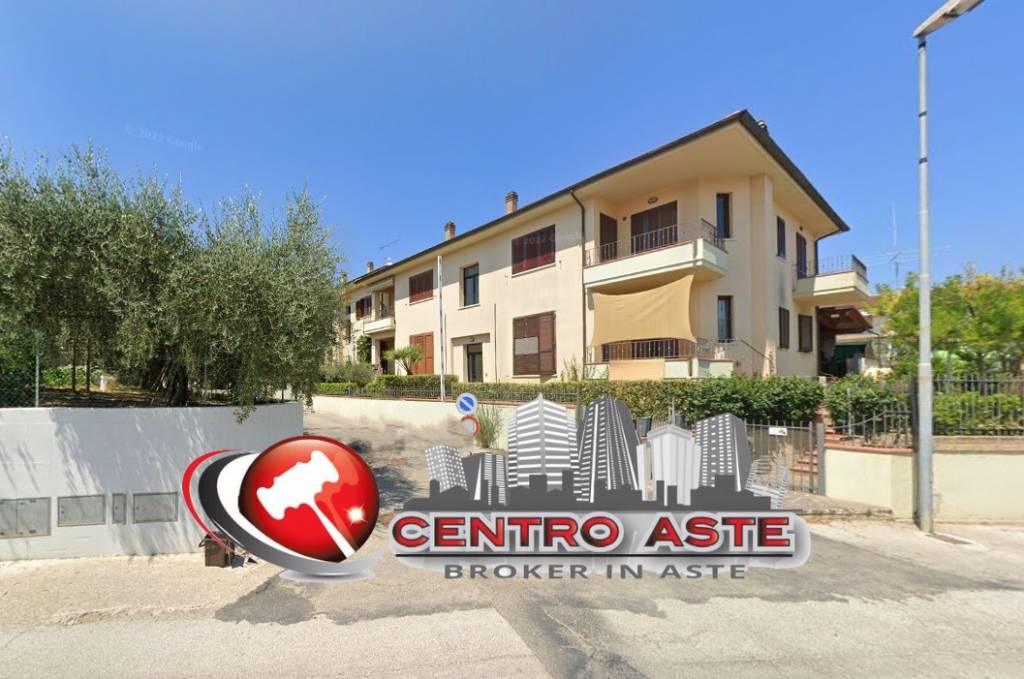 appartamento in vendita a Fano in zona Fenile