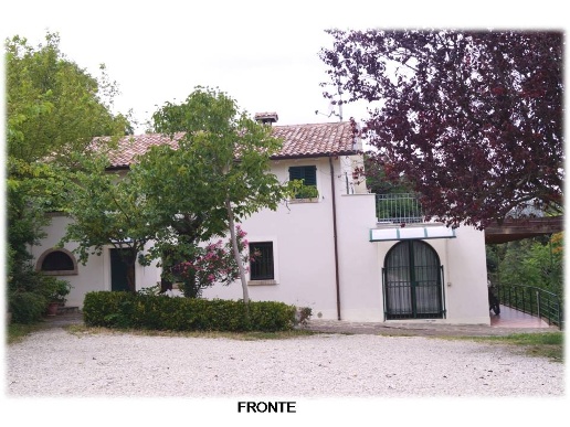 casa indipendente in vendita a Fano