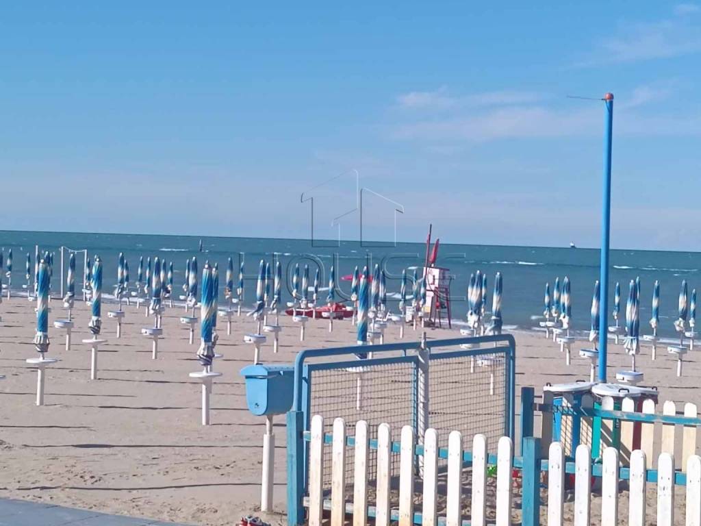 appartamento in vendita a Fano in zona Torrette