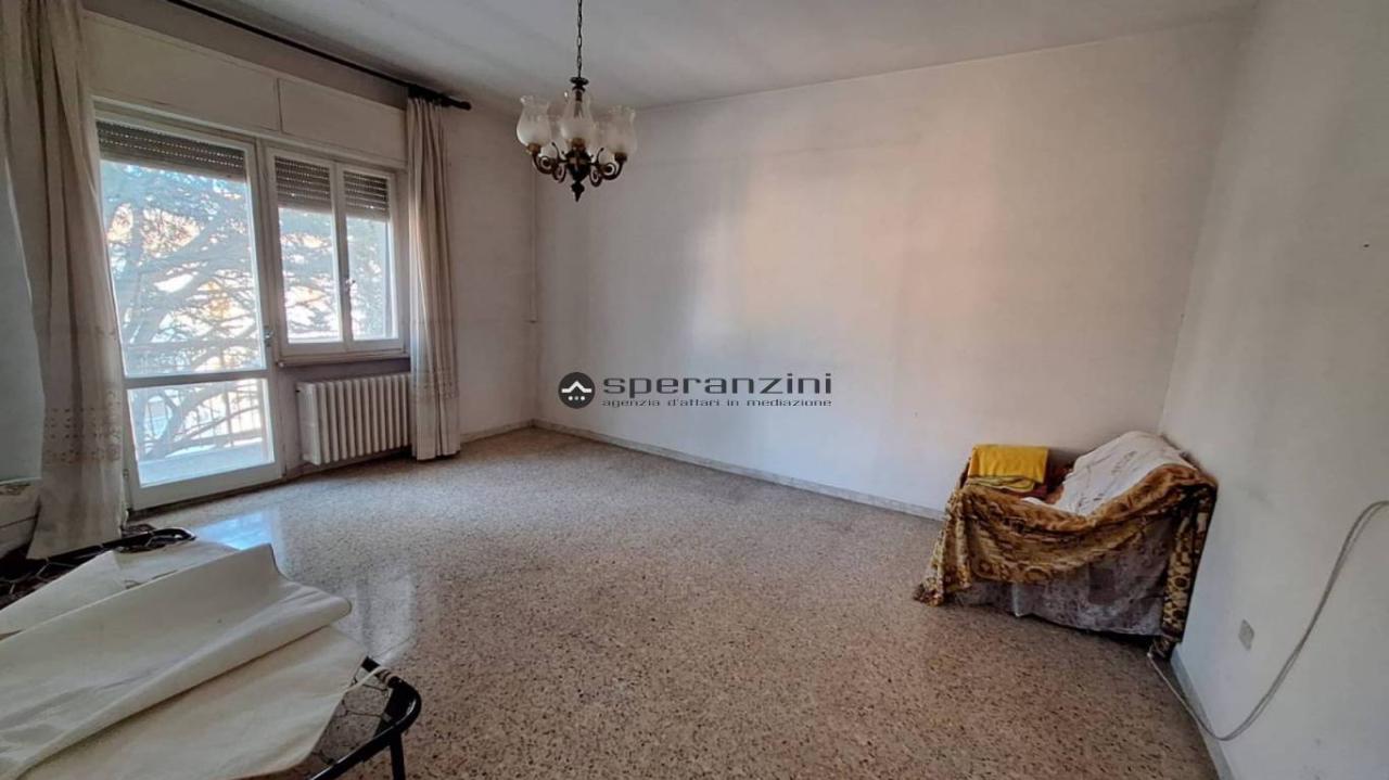casa indipendente in vendita a Fano