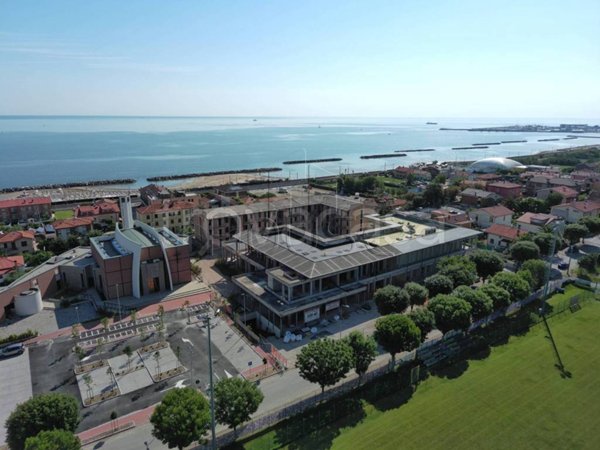appartamento in vendita a Fano in zona Roncosambaccio