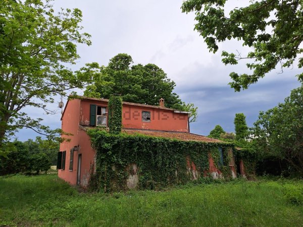 casa indipendente in vendita a Fano