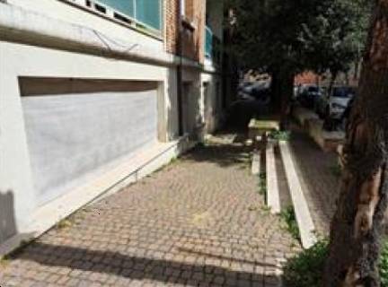 negozio in vendita a Fano