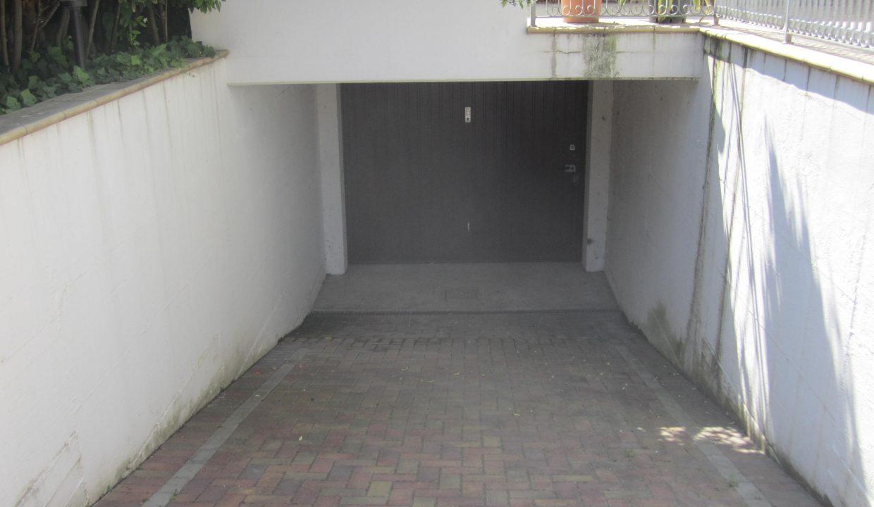casa indipendente in vendita a Fano