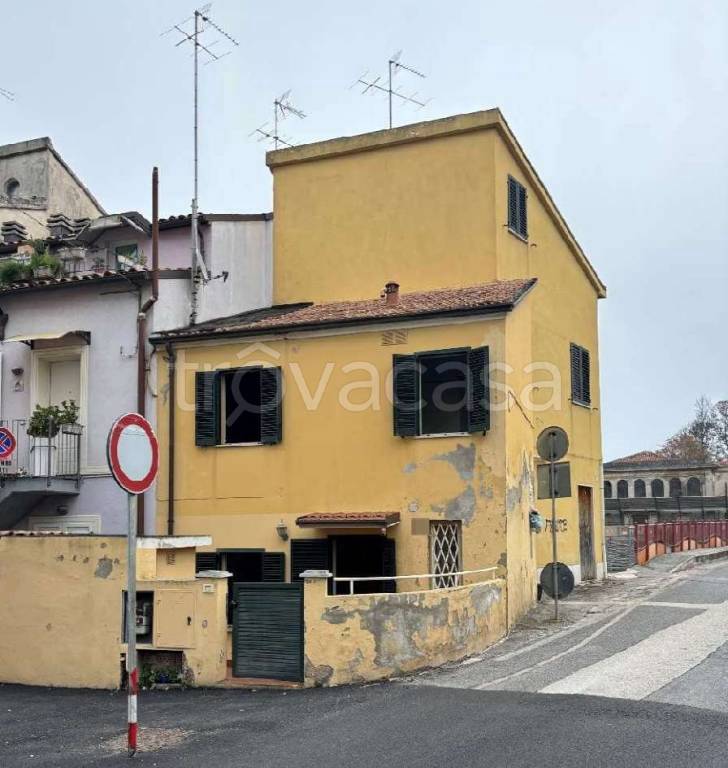 casa indipendente in vendita a Fano