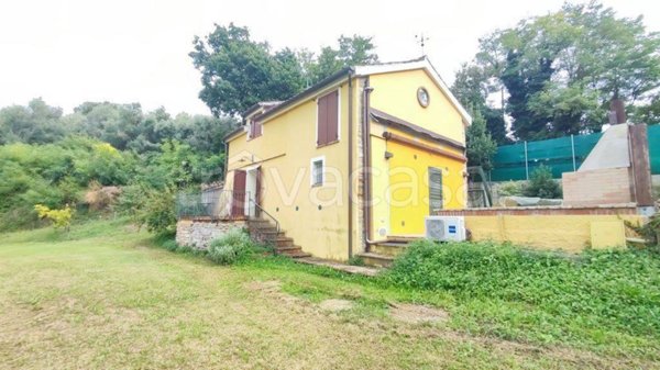 casa indipendente in vendita a Fano in zona Carignano Terme