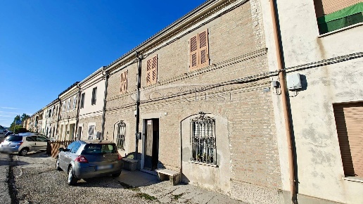 appartamento in vendita a Fano in zona Marotta