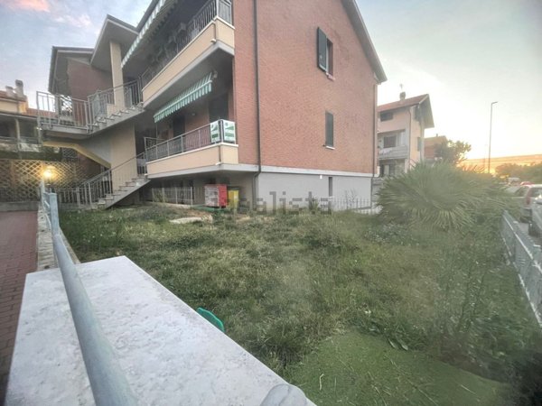 appartamento in vendita a Fano in zona Marotta