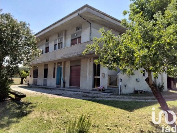 appartamento in vendita a Fano in zona Torrette