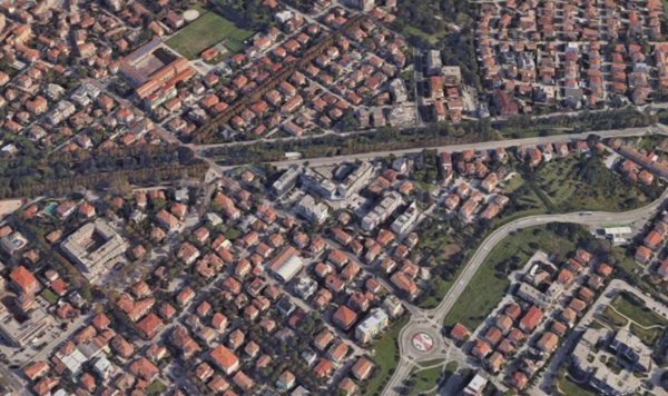 casa indipendente in vendita a Fano