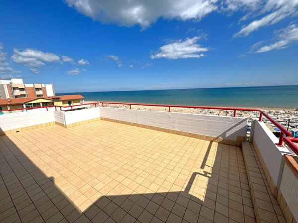 appartamento in vendita a Fano in zona Torrette