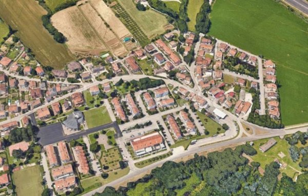 appartamento in vendita a Fano in zona Fenile