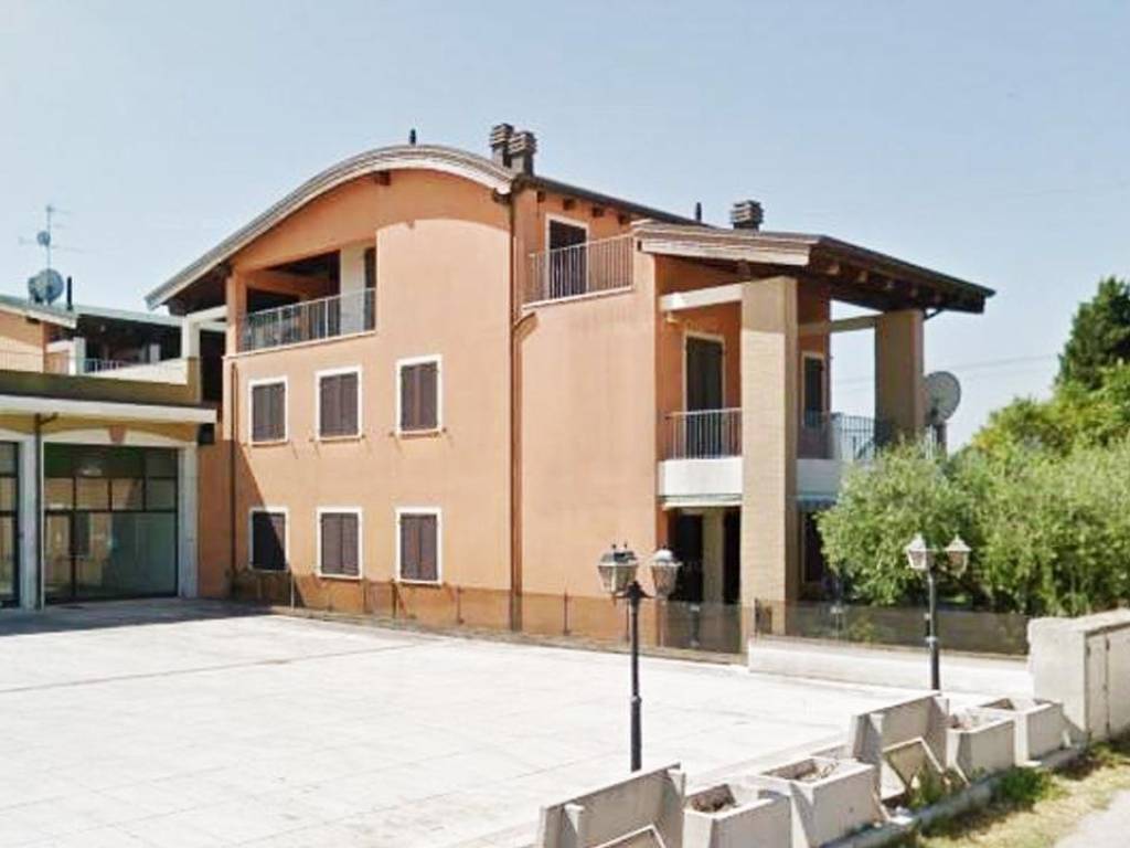 appartamento in vendita a Fano in zona Caminate