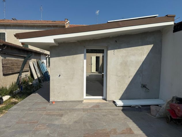 casa indipendente in vendita a Fano