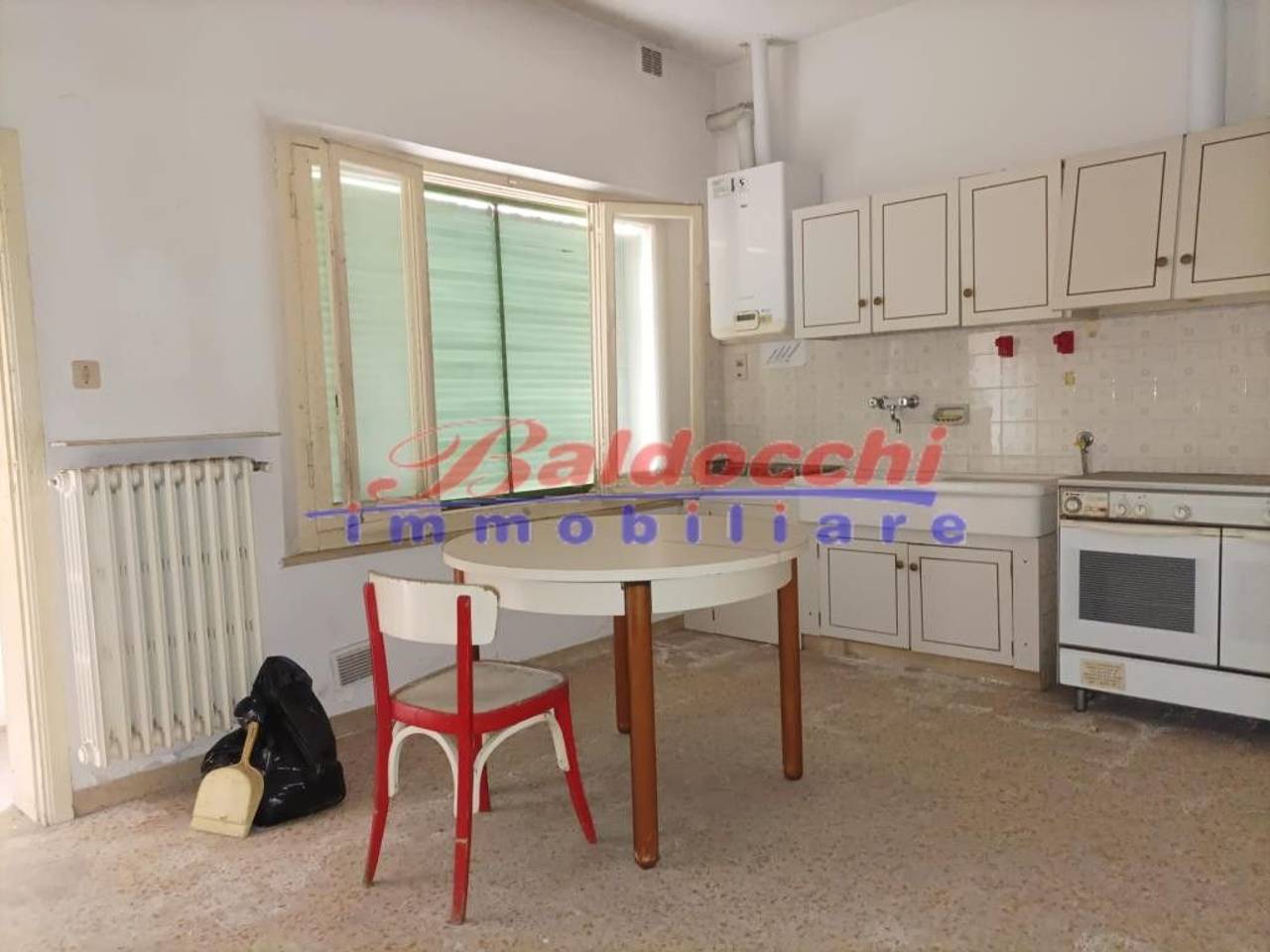 casa indipendente in vendita a Fano