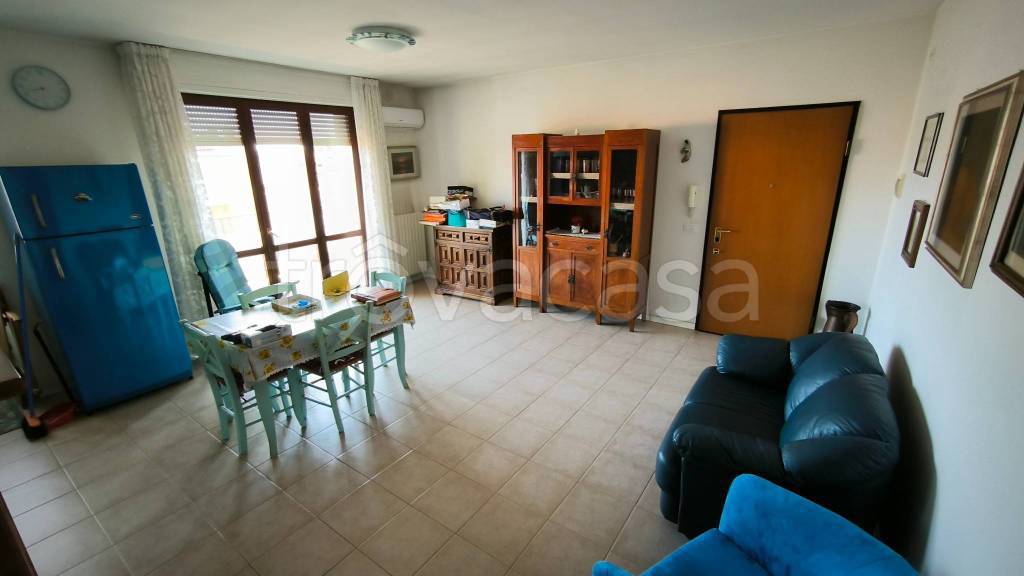 appartamento in vendita a Fano in zona Centinarola