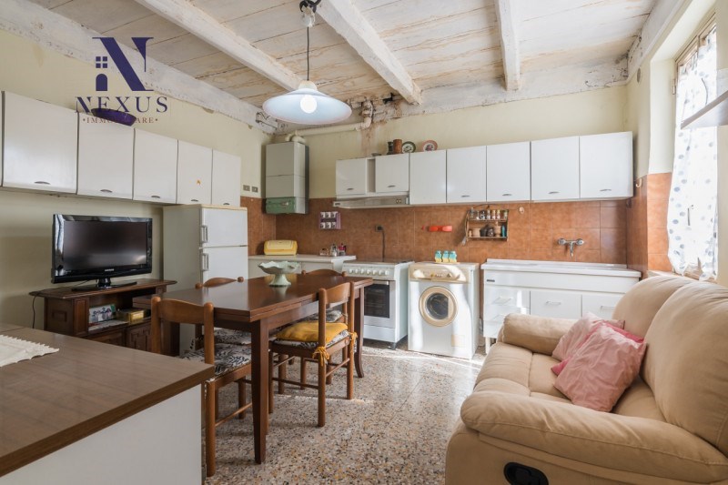 casa indipendente in vendita a Fano