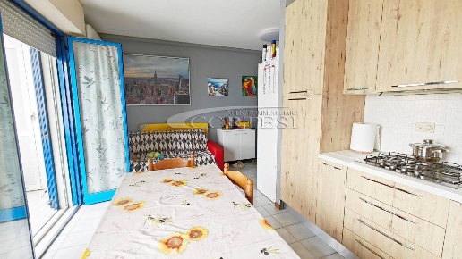 appartamento in vendita a Fano in zona Marotta