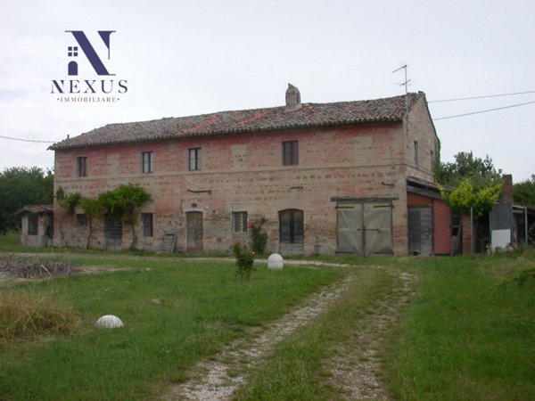 casa indipendente in vendita a Fano