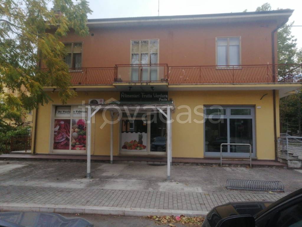 casa indipendente in vendita a Fano