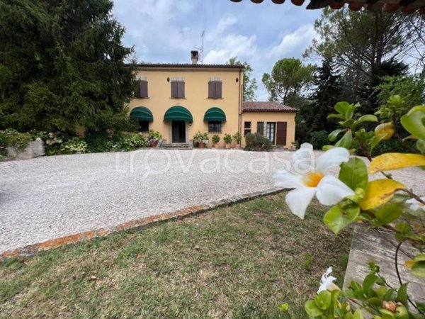 casa indipendente in vendita a Fano in zona Magliano