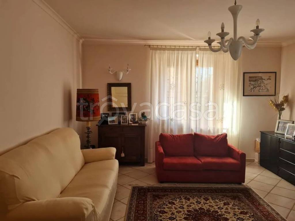 casa indipendente in vendita a Fano