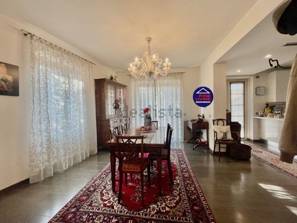 casa indipendente in vendita a Fano