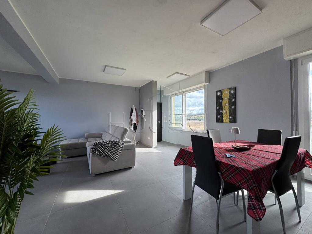 appartamento in vendita a Fano in zona Torrette