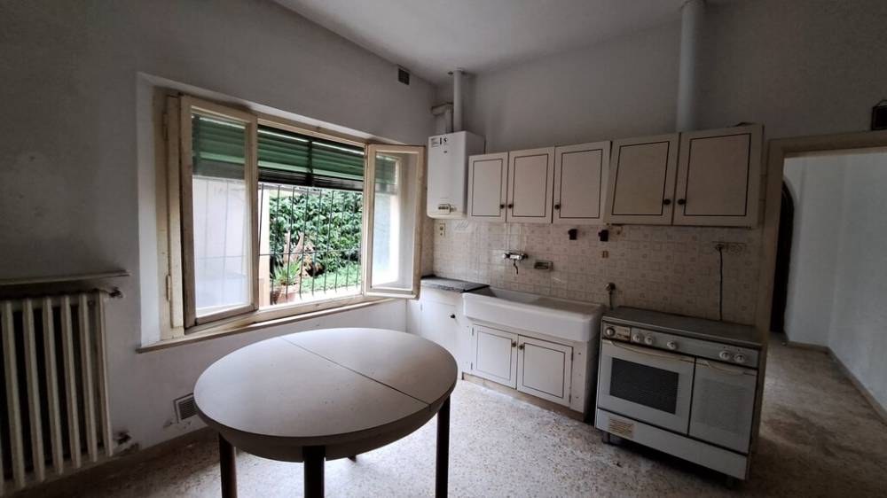 casa indipendente in vendita a Fano