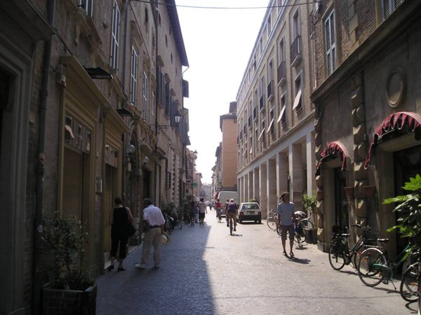 negozio in vendita a Fano