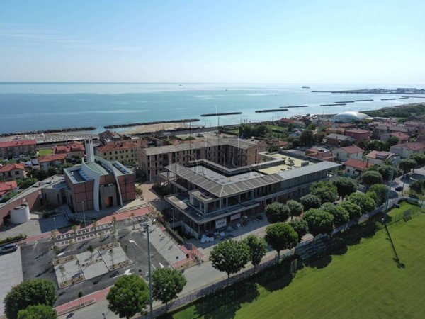 appartamento in vendita a Fano in zona Roncosambaccio