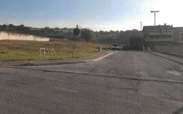 casa indipendente in vendita a Fano in zona Cuccurano