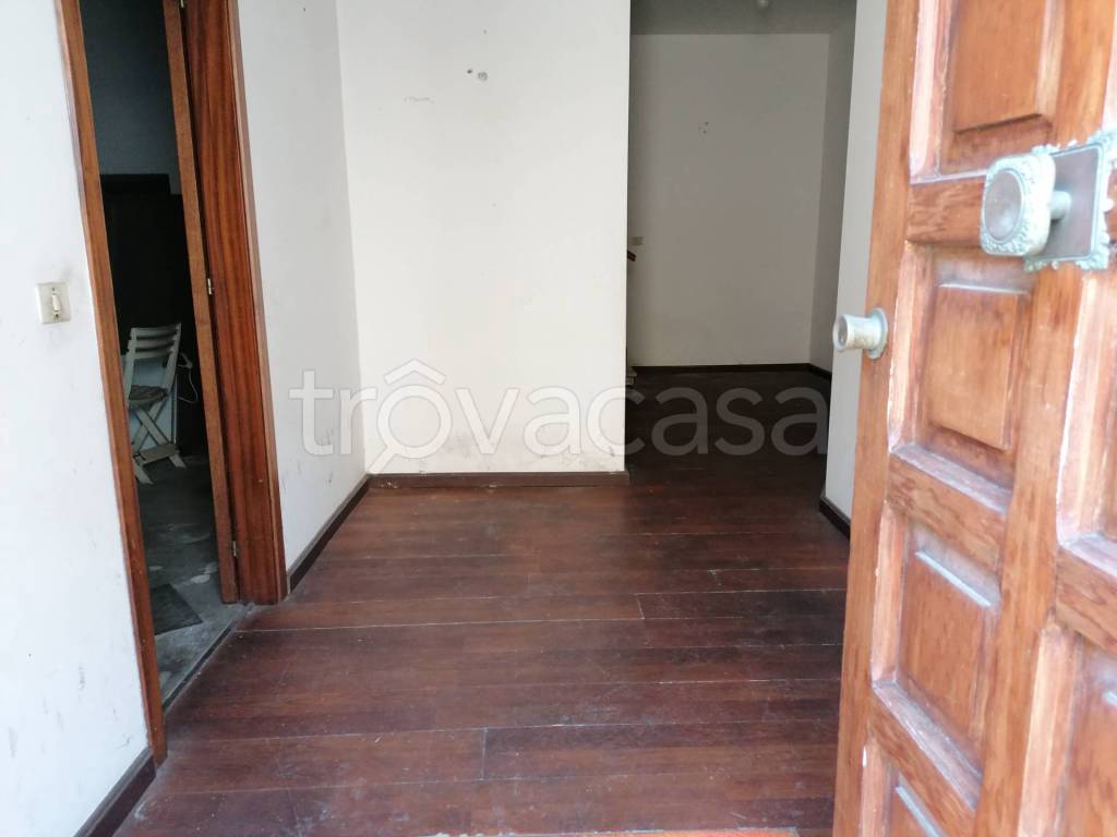 casa indipendente in vendita a Fano