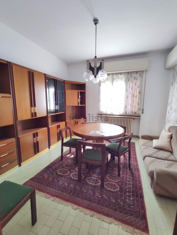 casa indipendente in vendita a Fano