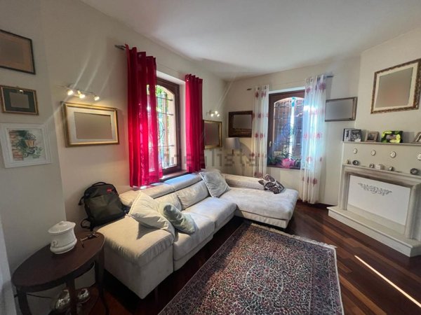 casa indipendente in vendita a Fano