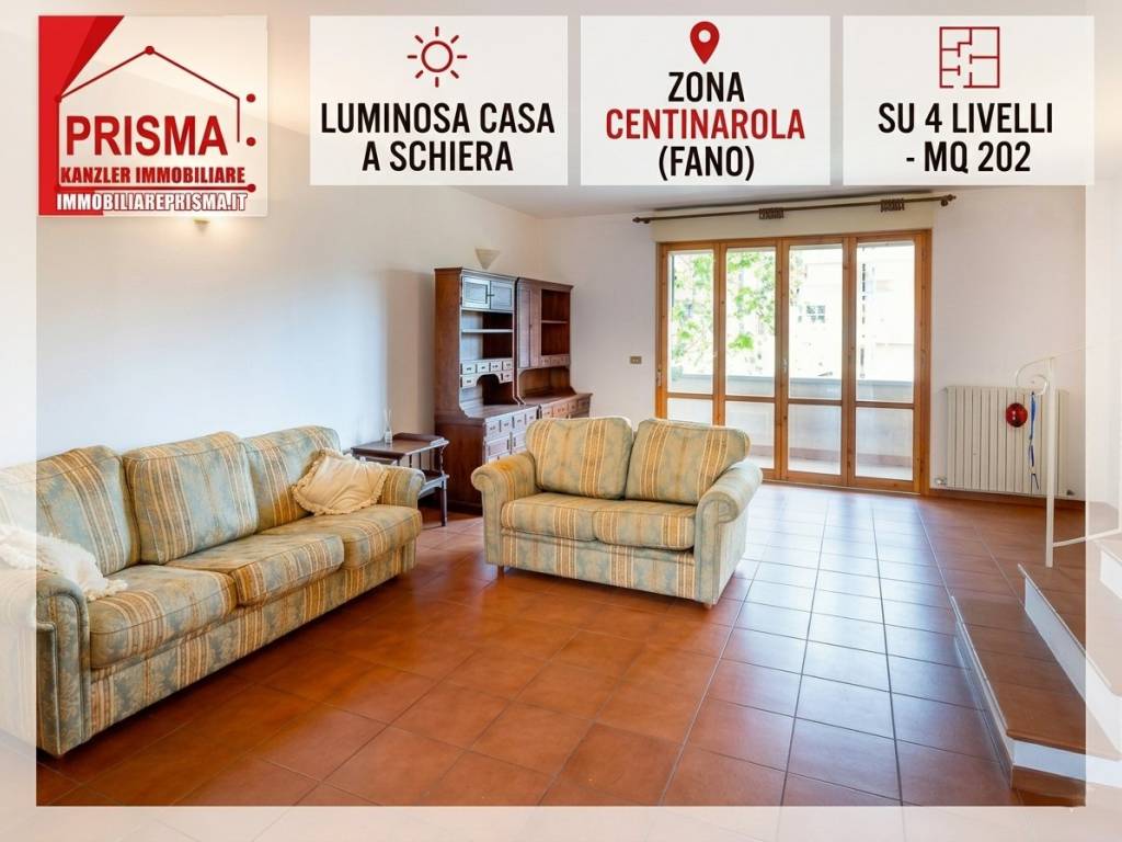 casa indipendente in vendita a Fano in zona Centinarola