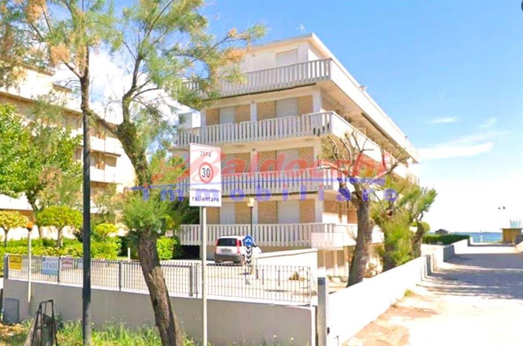 appartamento in vendita a Fano in zona Torrette