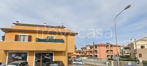 appartamento in vendita a Fano in zona Tombaccia