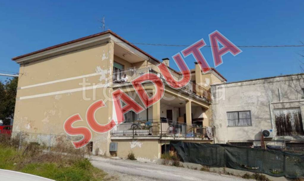 appartamento in vendita a Fano in zona Cuccurano