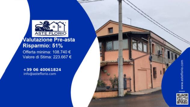 negozio in vendita a Fano in zona Falcineto