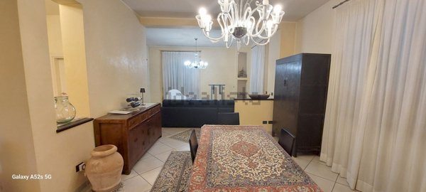 casa indipendente in vendita a Fano